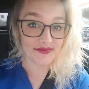 Meet your Posher, Candice